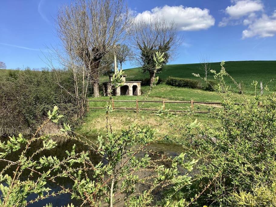 Le Gite De La Fontaine Chiddes Εξωτερικό φωτογραφία